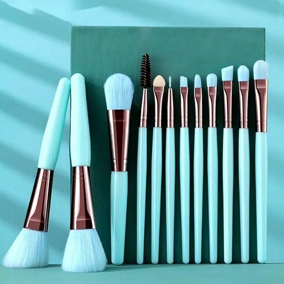 Ellie Anna 12 Piece Makeup Brush Set Smooth Scene Purple Gift Packaged - Picture 3 of 11